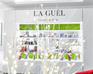 Efekty zabiegów są przerysowane i nienaturalne