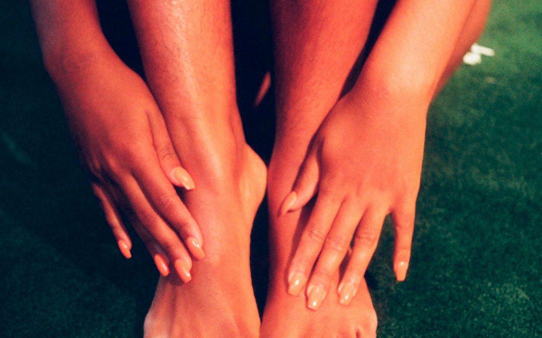 Zakrzepica, obrzęk żylny, nerwobóle mięśniowe… Sprawdź, jak możemy ulżyć Twoim nogom