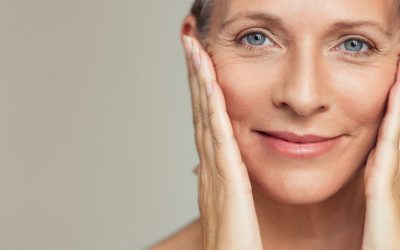 Pielęgnacja skóry dojrzałej – na co warto się zdecydować?