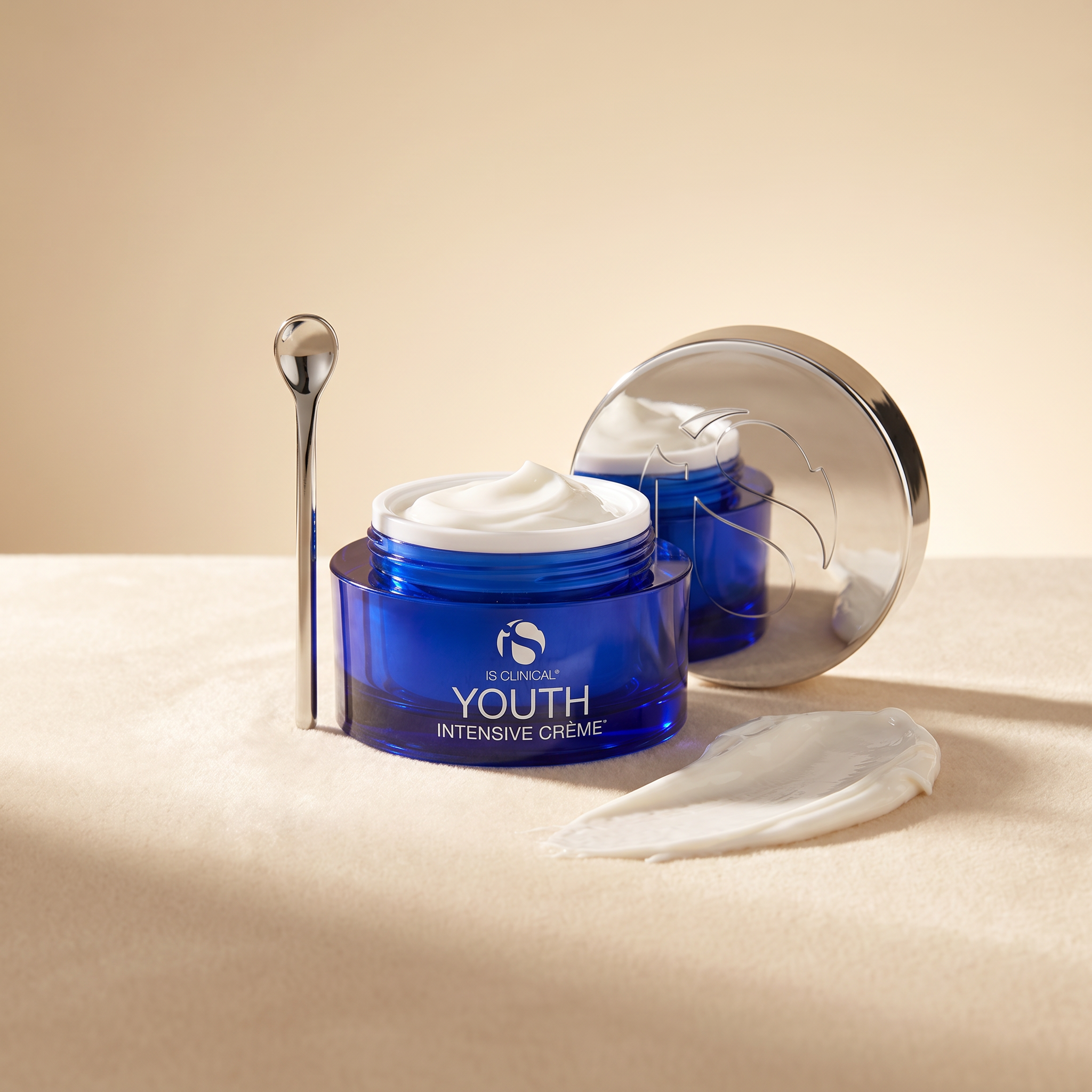 iS Clinical – Youth Intensive Creme 50g – packshot, klinika La Guèl